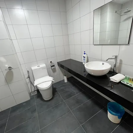Chambers Service Suites Klcc Kuala Lumpur Room photo
